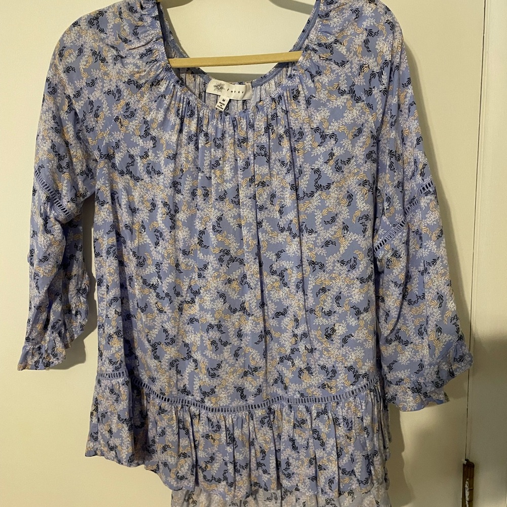 Long sleeved top